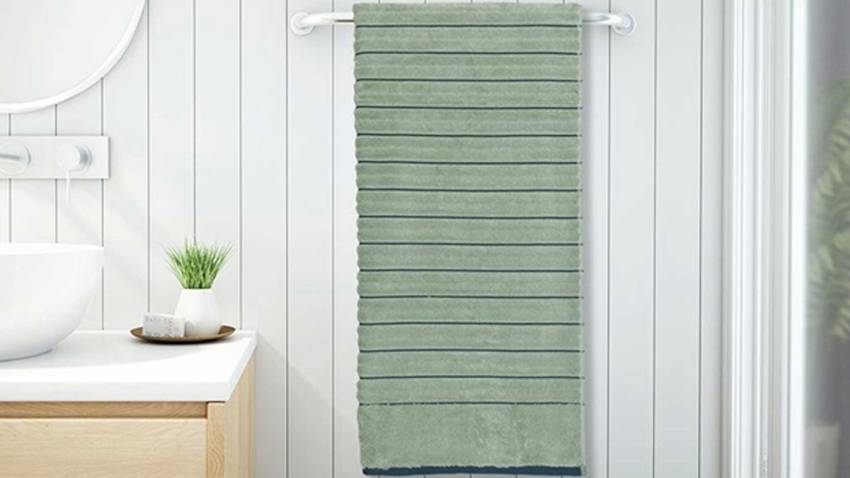 The Trending colours and Patterns of Towels: How to Incorporate the Latest Styles into Your Bathroom