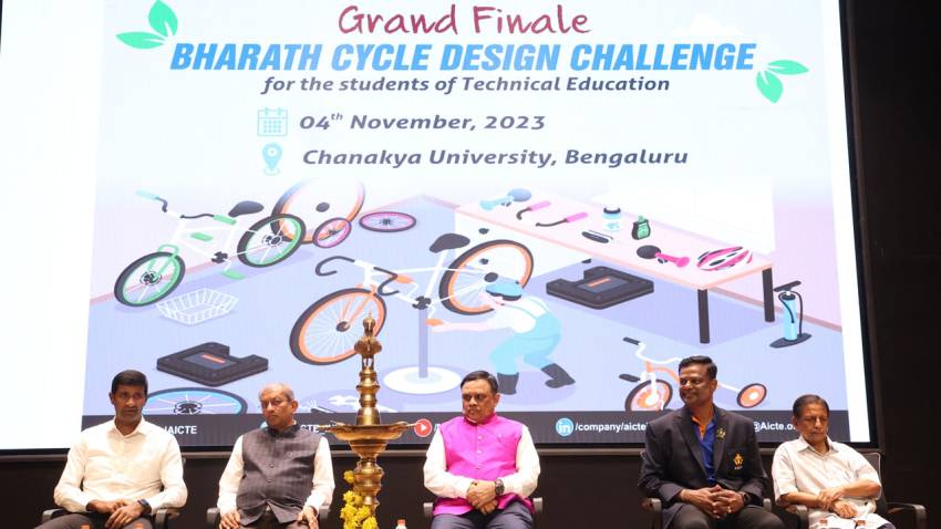 Four teams win cash prize of Rs one lakh each in the Bharath Cycle Design Challenge by AICTE