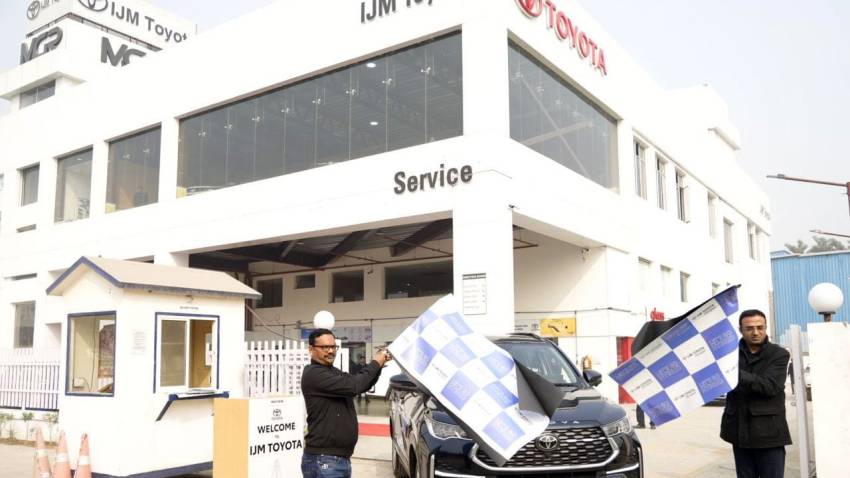 IJM Toyota Gurugram celebrates one year with a Hybrid Cars Drive
